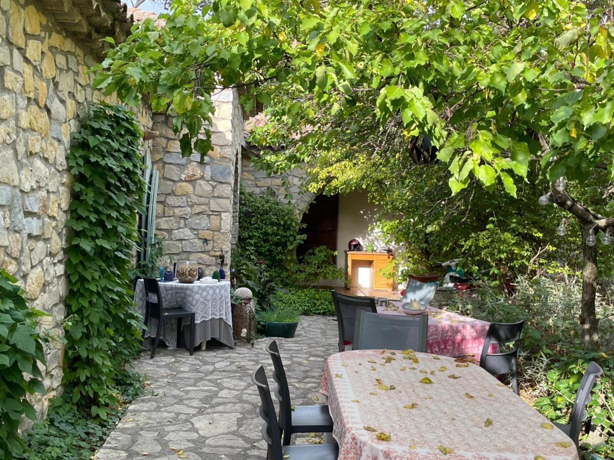 L’ostal - maison bohème en pic st loup Saint-Jean-de-Cuculles Esterno foto